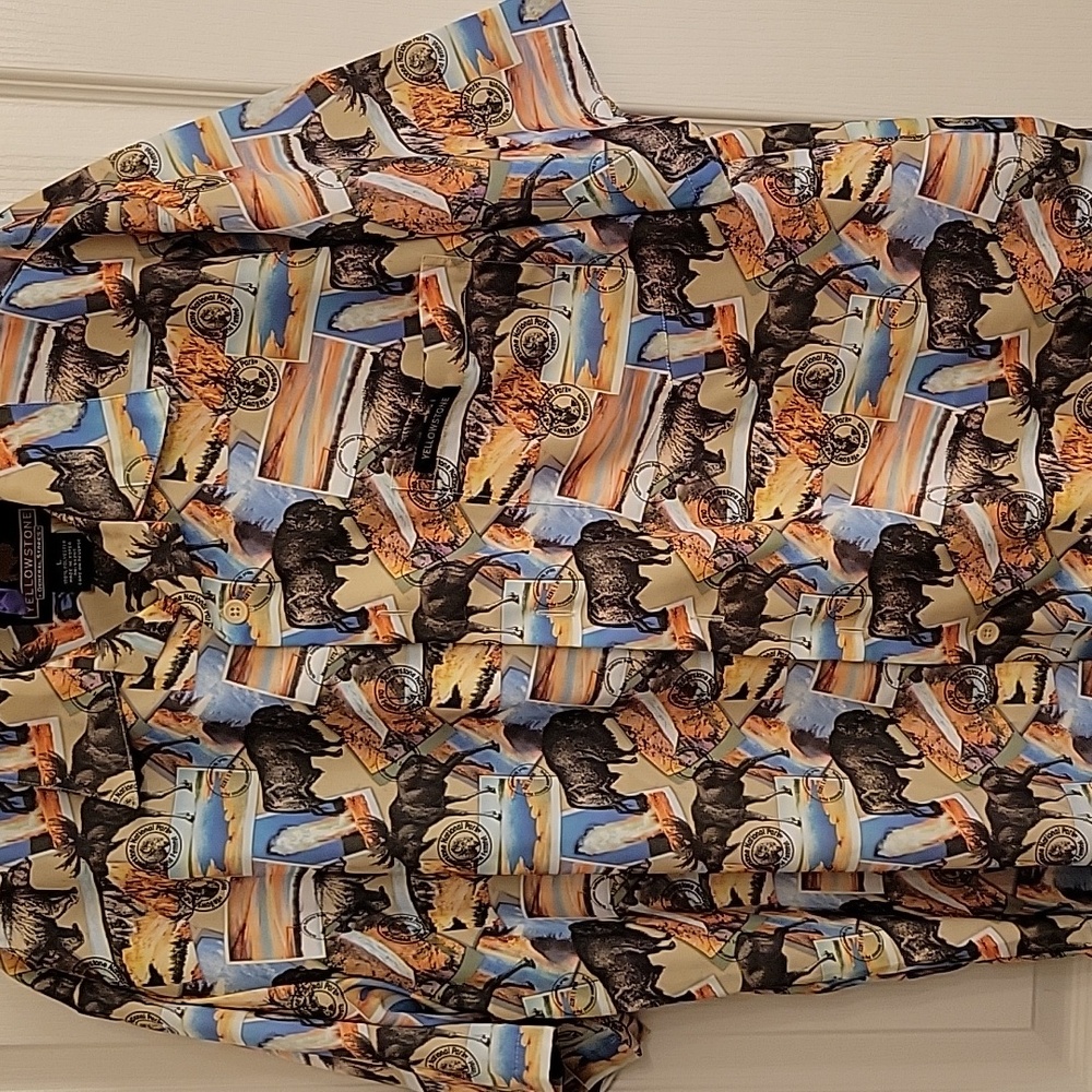 Yellowstone National Park button shirt, size large
